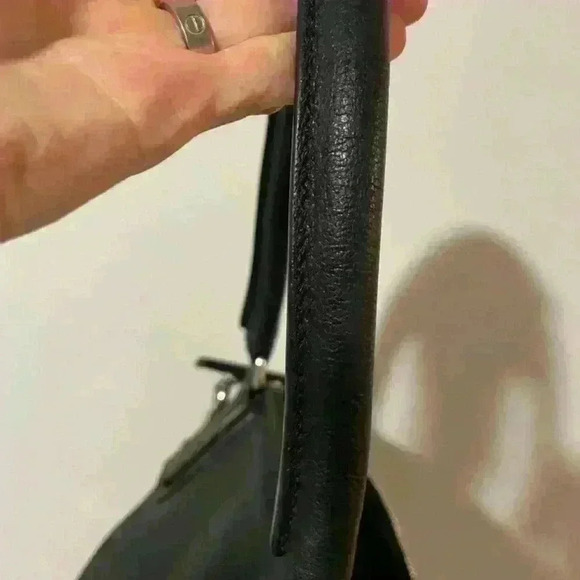 Authentic Givenchy Pandora Shoulder Bag - Picture 8 of 14